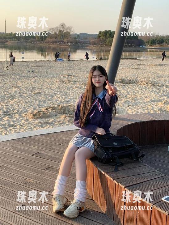 时不时就想悄悄观看，166吃瓜fun网页版真的是个神奇的地方呐！