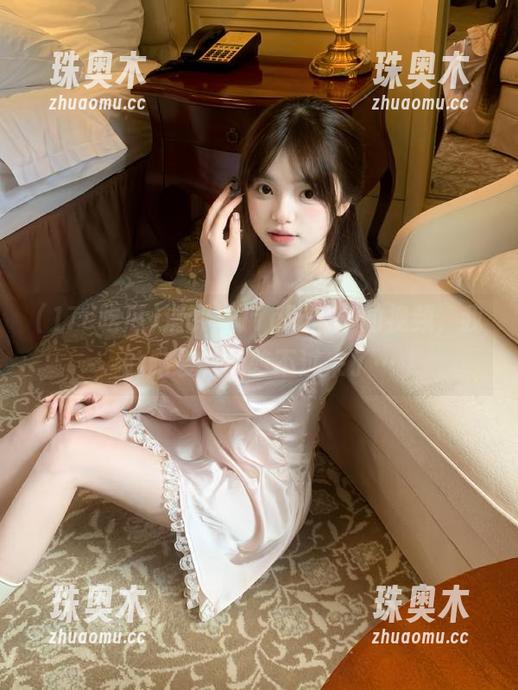 滑到“17c吃瓜”的视频，我的脑袋有点转不过来了…