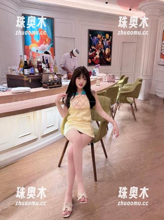 17一起吃瓜 把“17一起吃瓜”当成心灵鸡汤,永久滋养我的八卦魂。