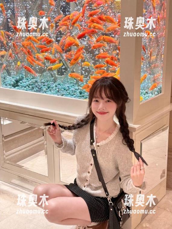 在线不离手，安卓设备也能轻松追踪17吃瓜中心的每一条猛料。
