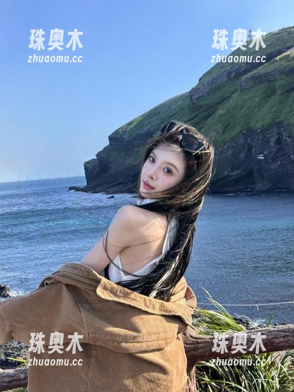 51cg 我在51cgfun,瓜的故事永久更新,一口一口吃个不停。