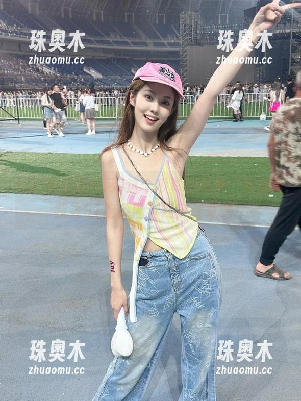 这个瓜真不简单，导航带我去51吃瓜网红网穿越奇遇！