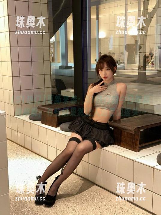 51热门 更新来袭:51热门的今日吃瓜神解析,有些瓜果然让人边看边摇头…