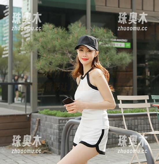 718吃瓜网发布新难题，打不开的背影让人心酸，哑巴吃瓜。