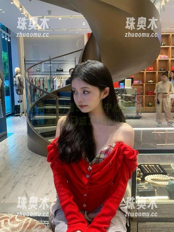 看91吃瓜中心视频的同时，我发现自己成了八卦小达人。