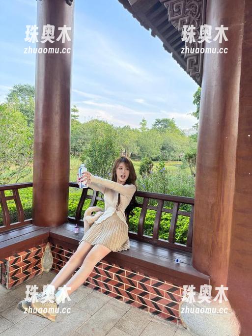 998su苹果版浮现的是大千世界还是无聊？反正我的点赞从未被点燃！
