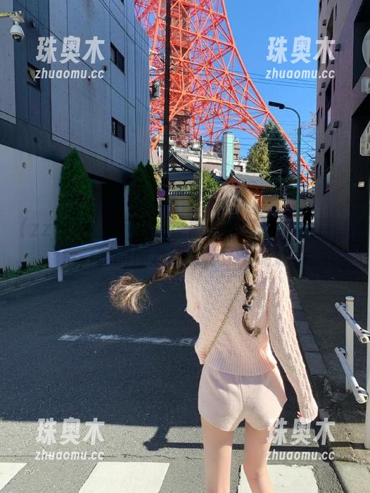 zztt 就在万里长征黑料不打烊zztt更新后,我的朋友圈又炸了,哈哈!