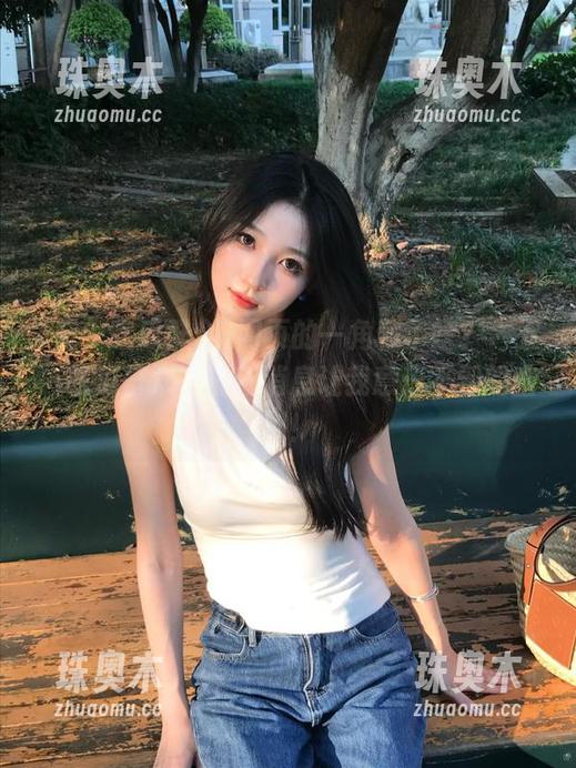 网页的一角藏了啥？“五一吃瓜群众”最新消息让我意想不到的幽默！