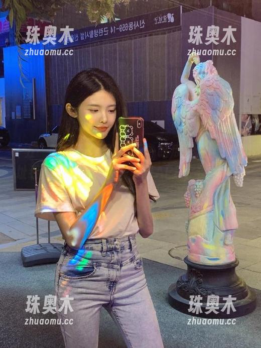 “五一吃瓜群众网”网址看起来很咸？快来下载APP，保你甜得过分！