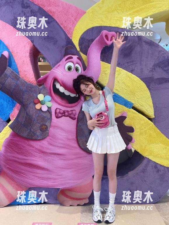 五一吃瓜群众网 分享一下,我的手机里藏着个“五一吃瓜群众网”,可app用得想趴下。