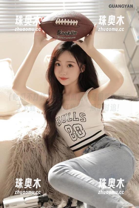 今天的瓜是不是很香？别忘了下载“吃瓜不打烊”，瓜随时追！