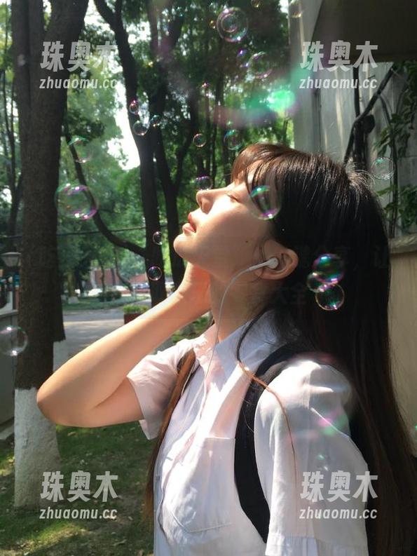 “吃瓜天堂”：一键分享，让你获取欢乐的零食大全