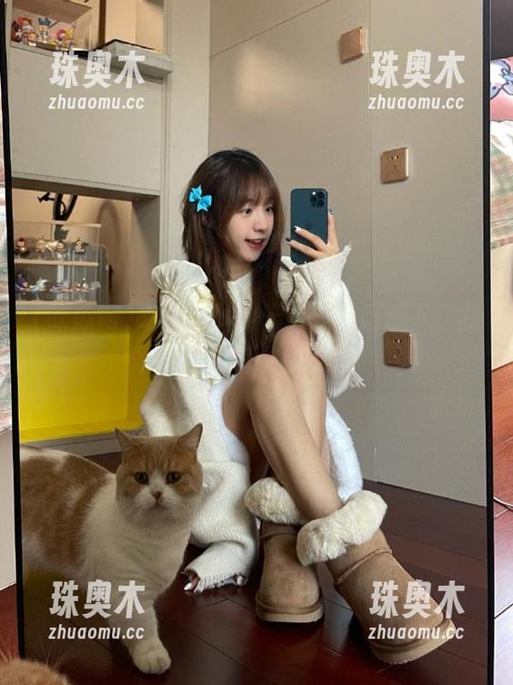 吃瓜网嗨翻天：今朝阳洒下，我的网页等你来撩！