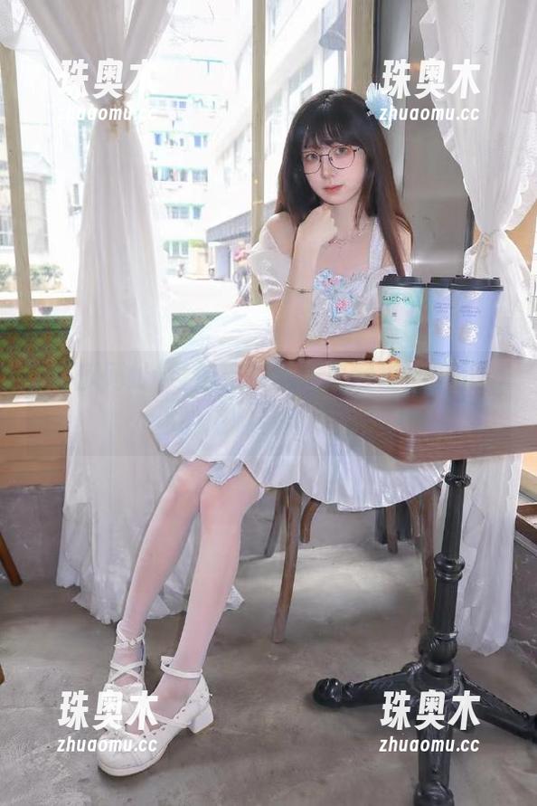 吃瓜网址 导航到最新吃瓜网址,保证比你的闲聊刺激十倍!