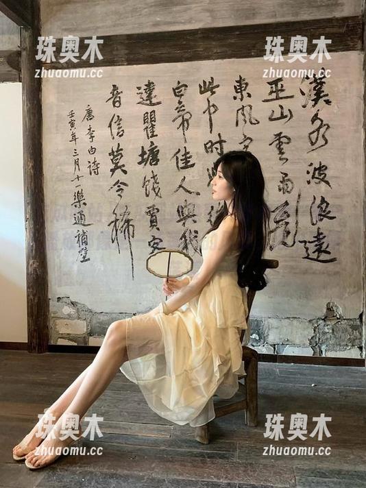 吃瓜网站 吃瓜网站热事件新视频:每一次播放都像是一场蓬勃的风暴,心中激情荡漾