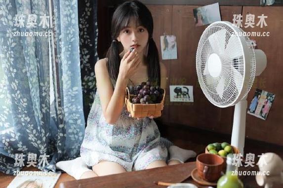 又有新鲜的2025正能量出炉，赶紧下载“万里长征黑料不打烊”吧，别错过！