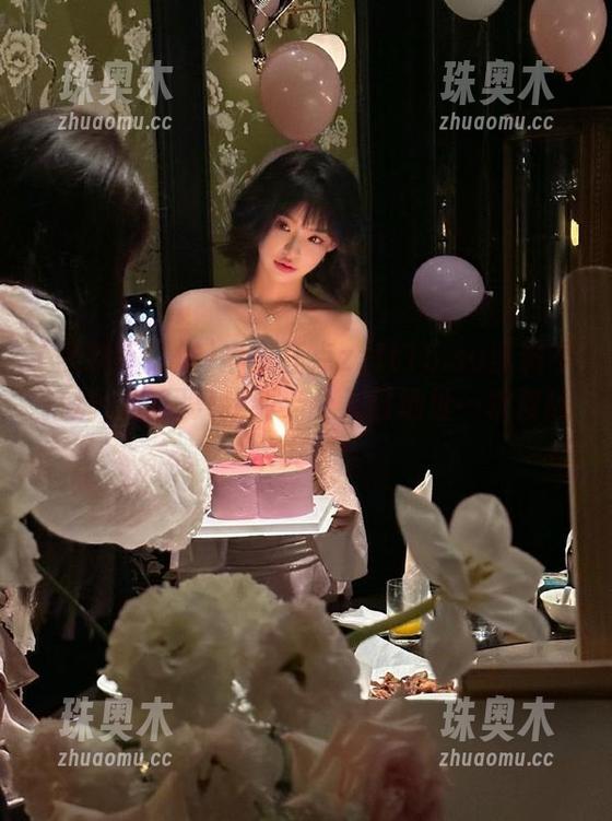 半夜狂点zztt15.su黑料不打烊，结果只找到半个入口地址…求救战术失败！