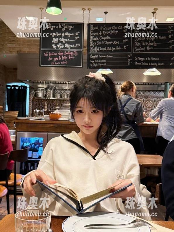 黑料不打烊tttzzzapp，看瓜从未如此简单，快来个入口！