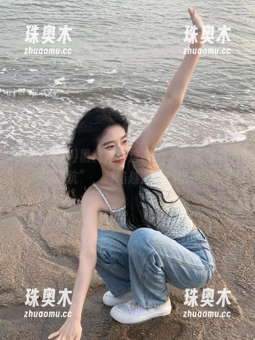 黑料冲哥 黑料冲哥这款app,果然是个“深坑”,越陷越深不想出来。