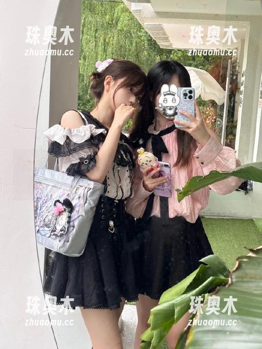 黑料吃瓜网 疯狂免费福利!黑料吃瓜网飞速更新,热点大瓜看得我眼花缭乱。