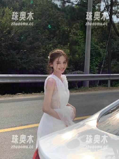 “黑料吃瓜网”的下载地址，顺便记得带好瓜子，准备好爆料！