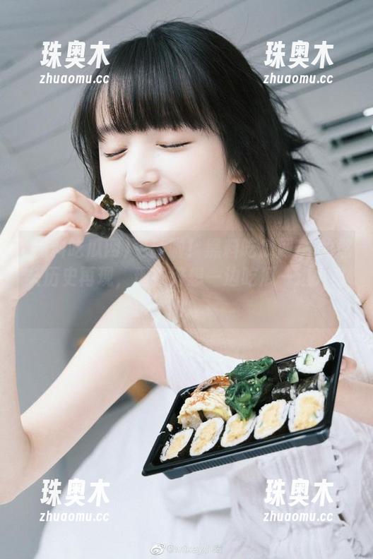 更新啦！黑料吃瓜网71的悠久历史再现，现在好想一边吃瓜一边八卦！
