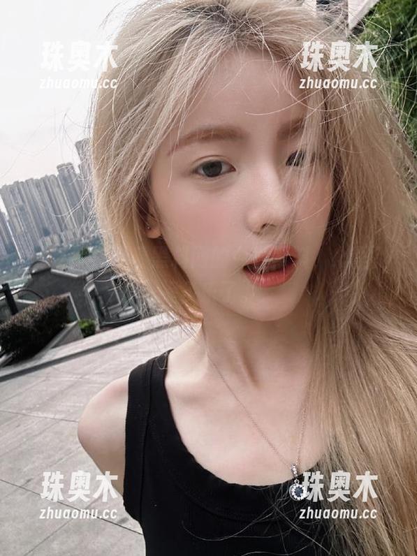黑料网 观看黑料网的今日黑料,心里别提多乐了。