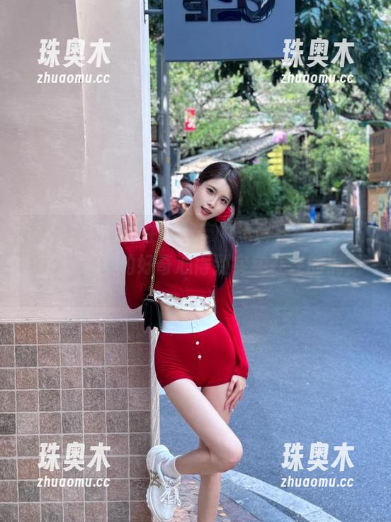 在线观摩“黑料老司机heiliao”，我的好奇心得到实实在在的满足。